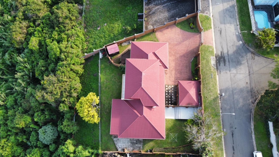 6 Bedroom Property for Sale in Baysville Eastern Cape